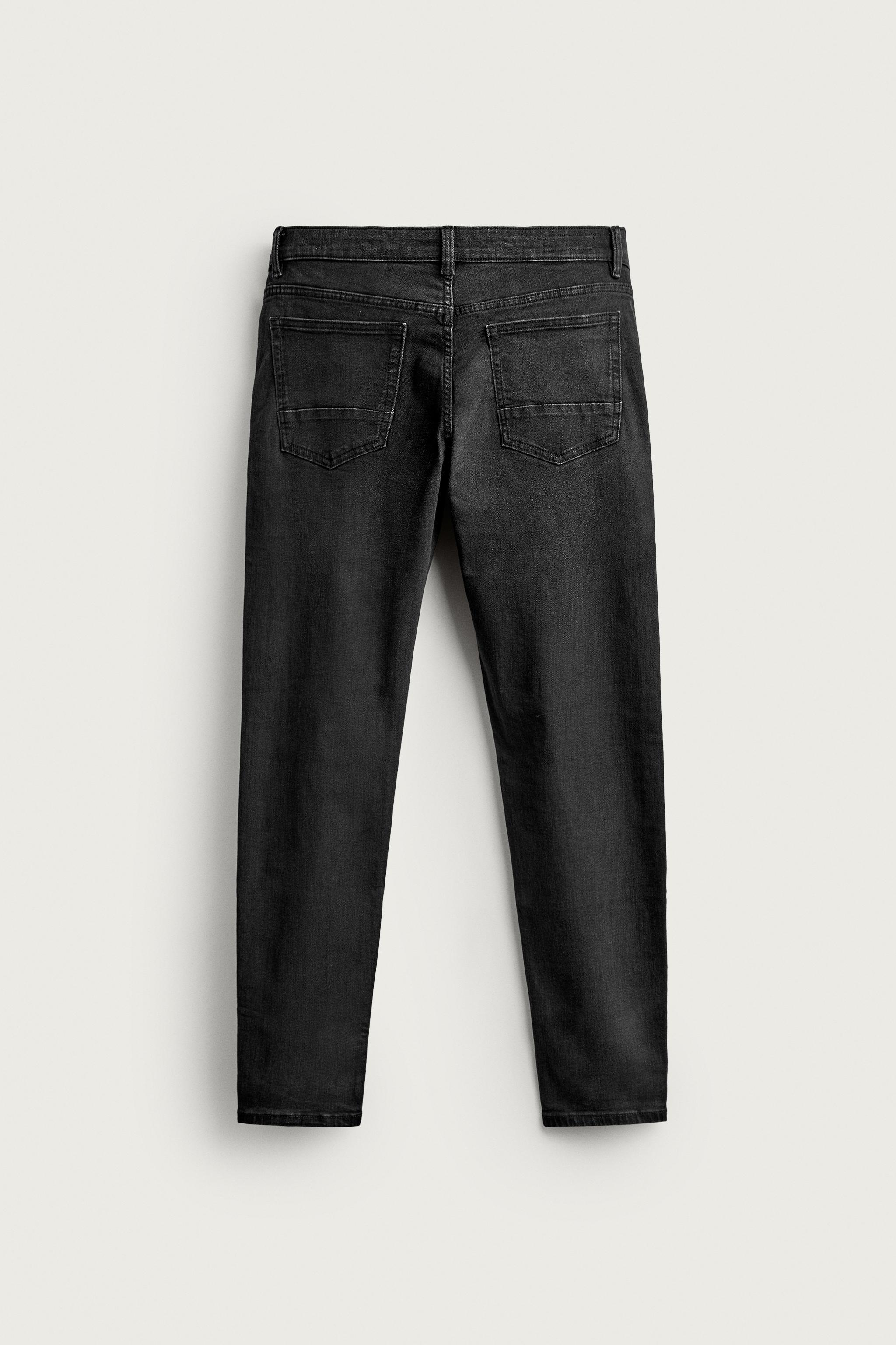 DISTRESSED SKINNY FIT JEANS